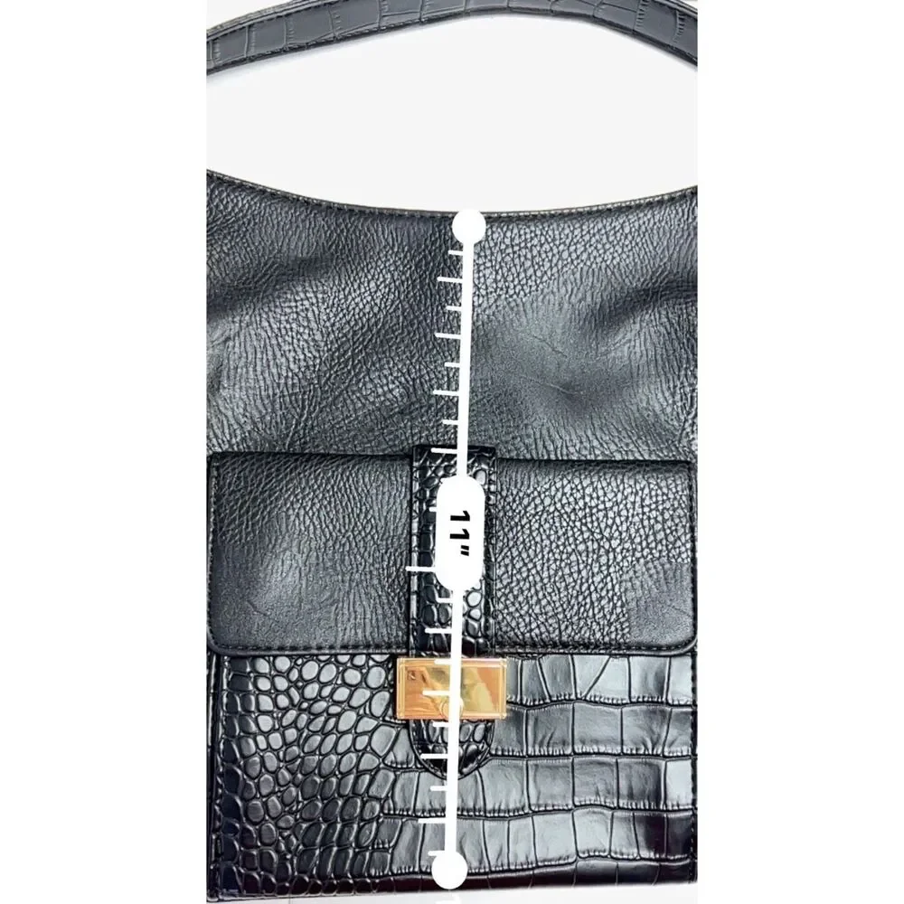 NWOT Olivia + Joy faux pebbled leather shoulder/hobo bag